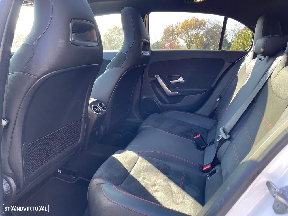 Mercedes-Benz A 250 - 13