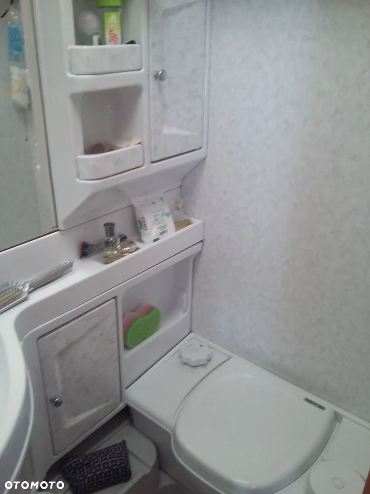 Hobby De Luxe 440 - 22