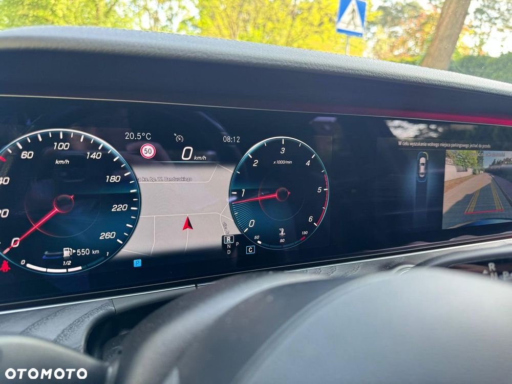 Mercedes-Benz Klasa E 220 d 4Matic 9G-TRONIC AMG Line - 21