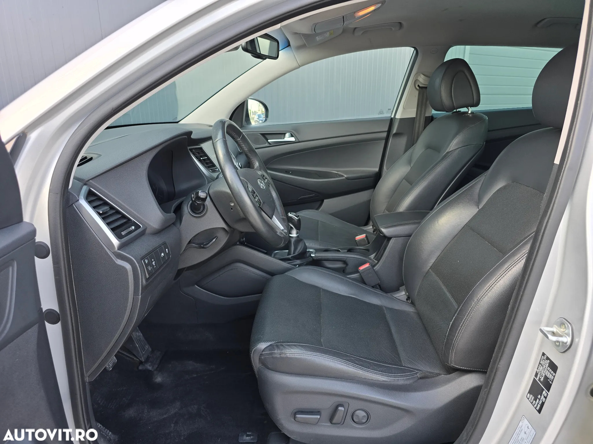 Hyundai Tucson blue 1.7 CRDi 2WD Style - 20