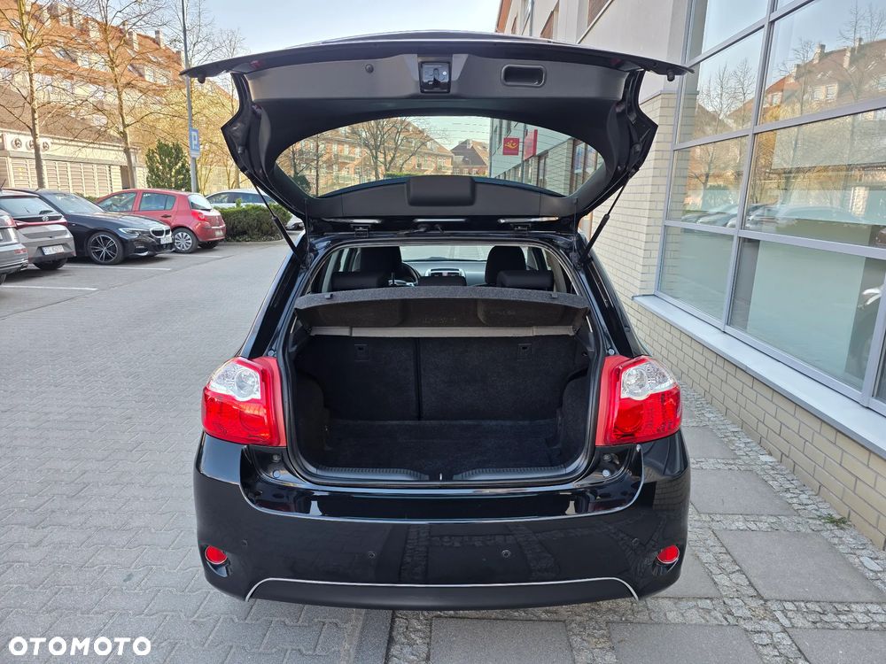 Toyota Auris 1.6 Premium Start - 11