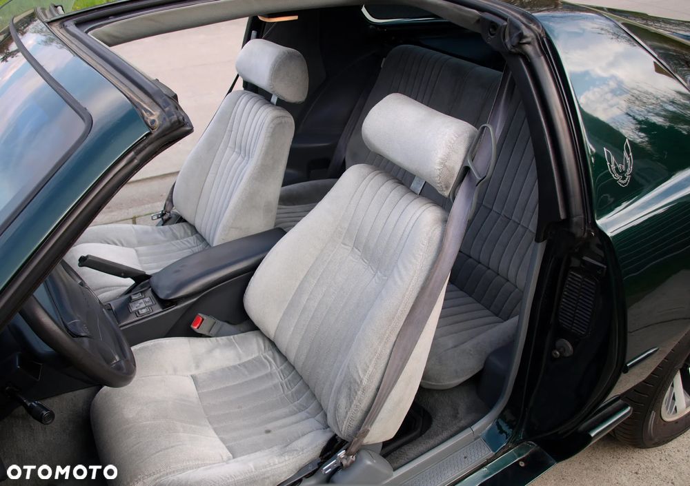 Pontiac Firebird - 22