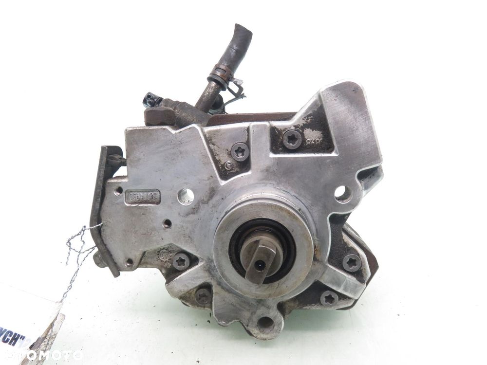 POMPA WTRYSKOWA TOYOTA COROLLA (_E12_) 1.4 D-4D 0445010105 2210033040 - 1