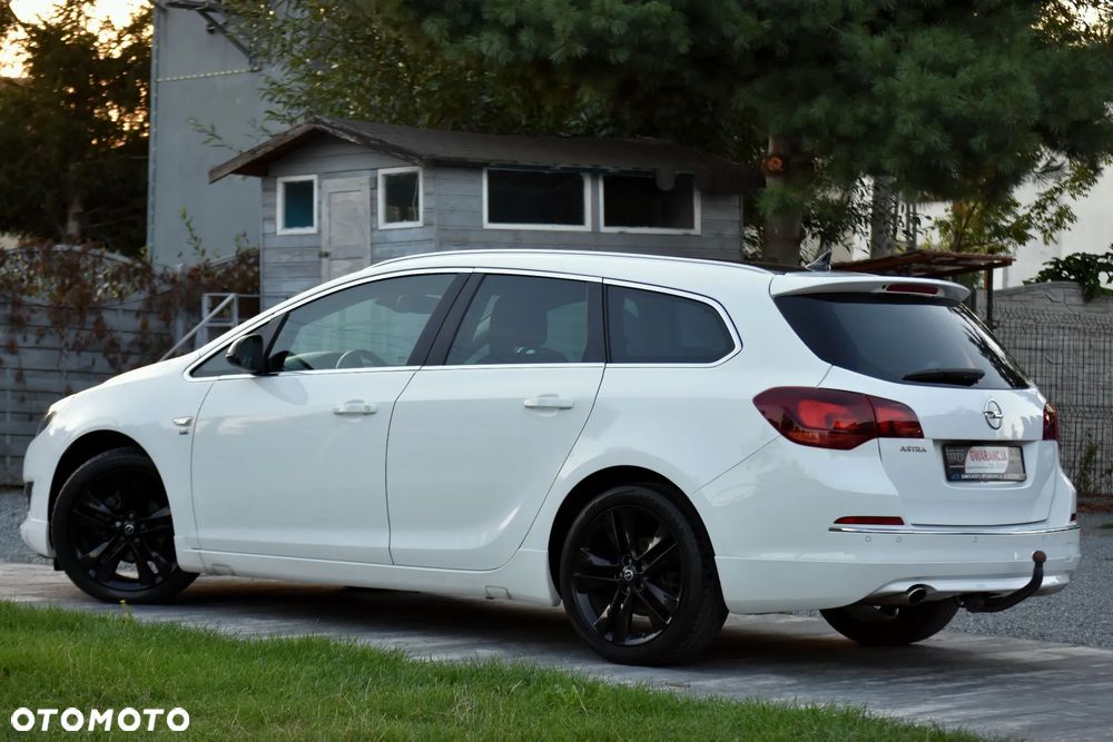 Opel Astra 1.4 Turbo Edition - 14