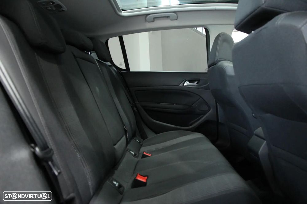 Peugeot 308 1.6 BlueHDi Allure - 25