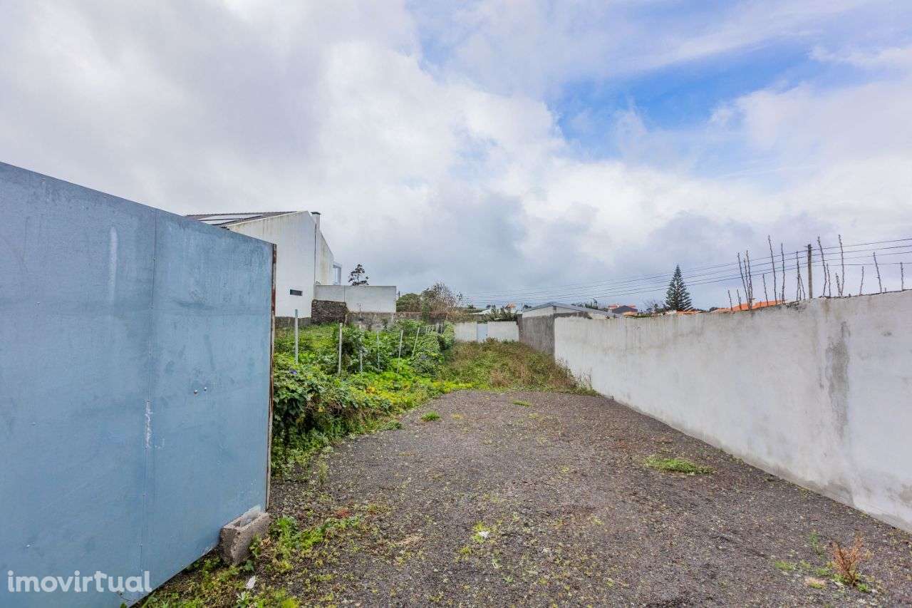 Terreno nos Fenais da Luz - Grande imagem: 4/12