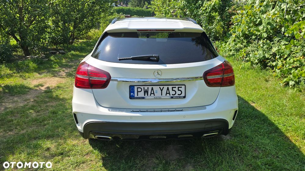Mercedes-Benz GLA 200 7G-DCT AMG Line - 3
