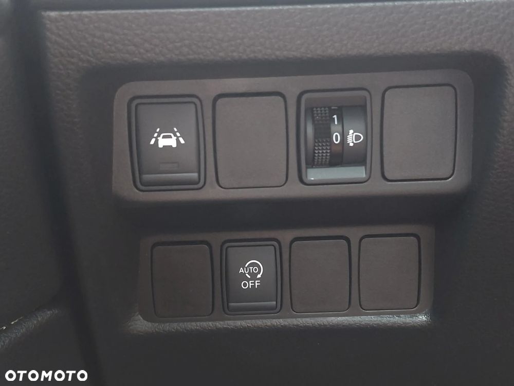 Nissan Qashqai - 34