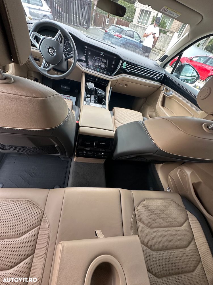 Volkswagen Touareg V6 TDI Elegance - 33