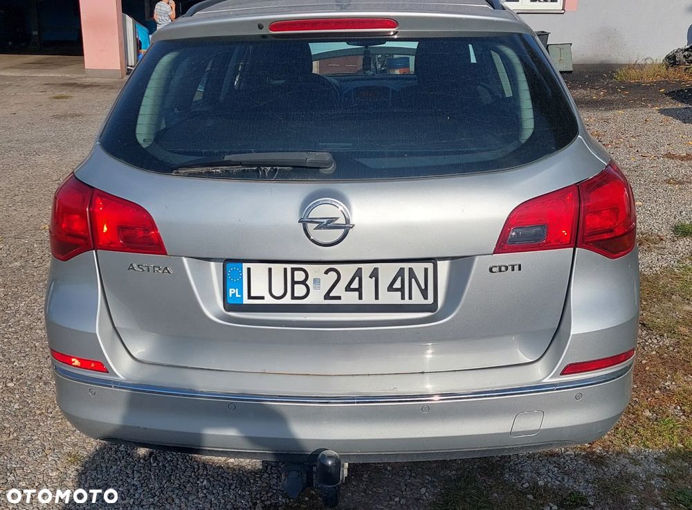 Opel Astra 1.7 CDTI - 11