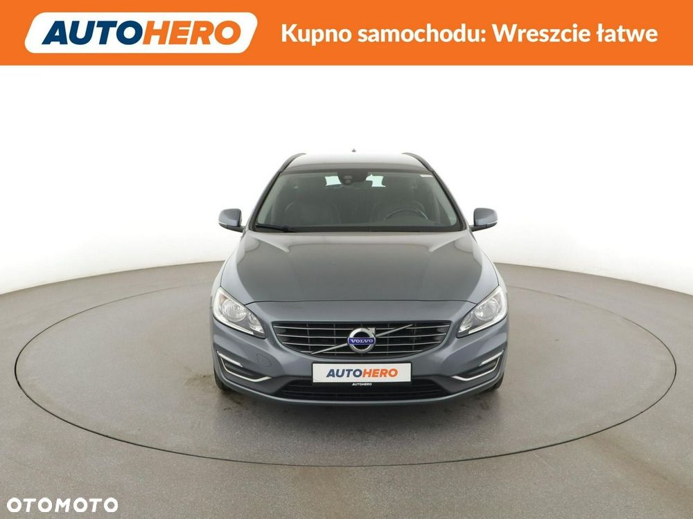 Volvo V60 D2 Summum - 12
