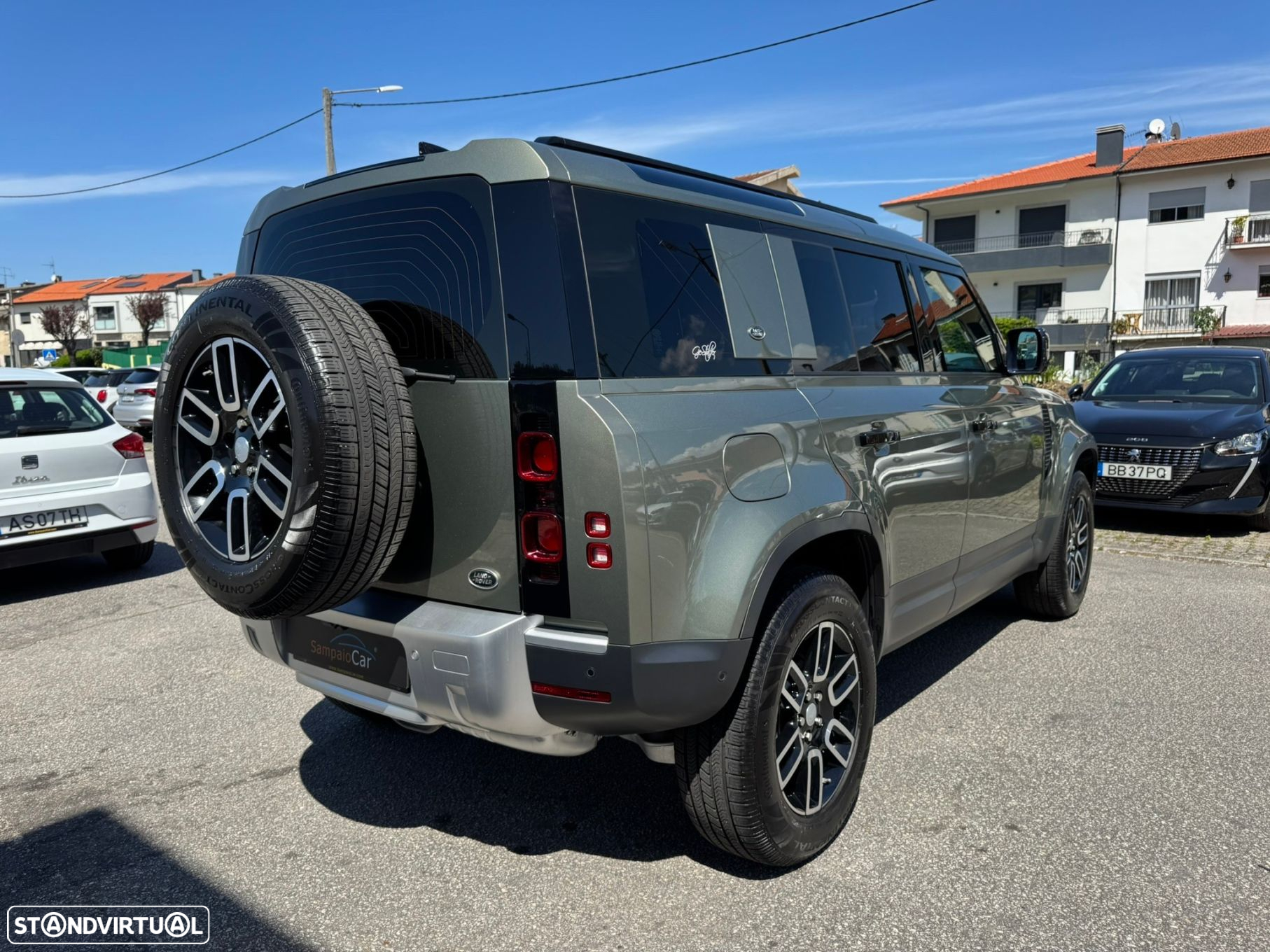Land Rover Defender 2.0 D 110 AWD S - 5