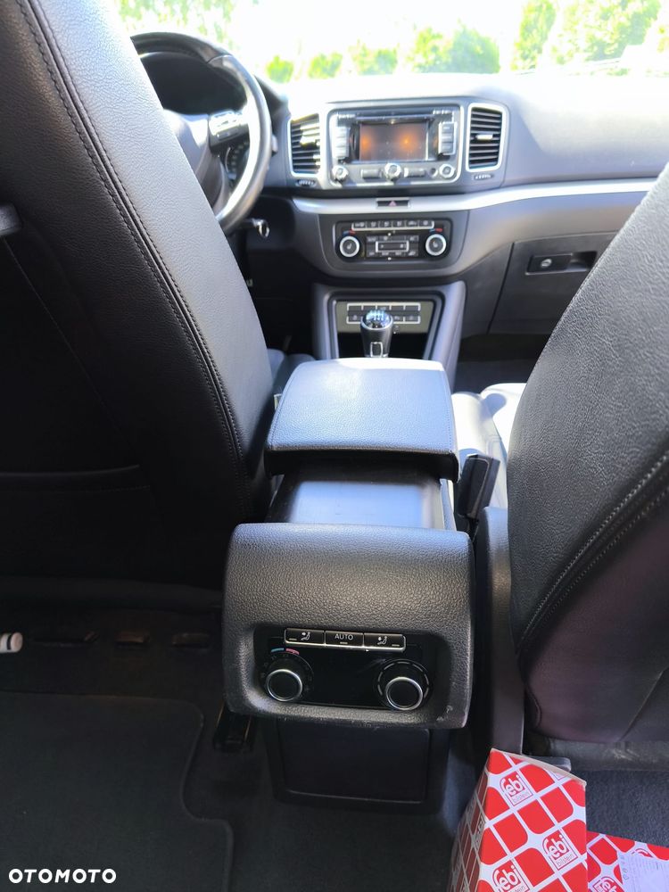 Volkswagen Sharan 2.0 TDI Highline - 10