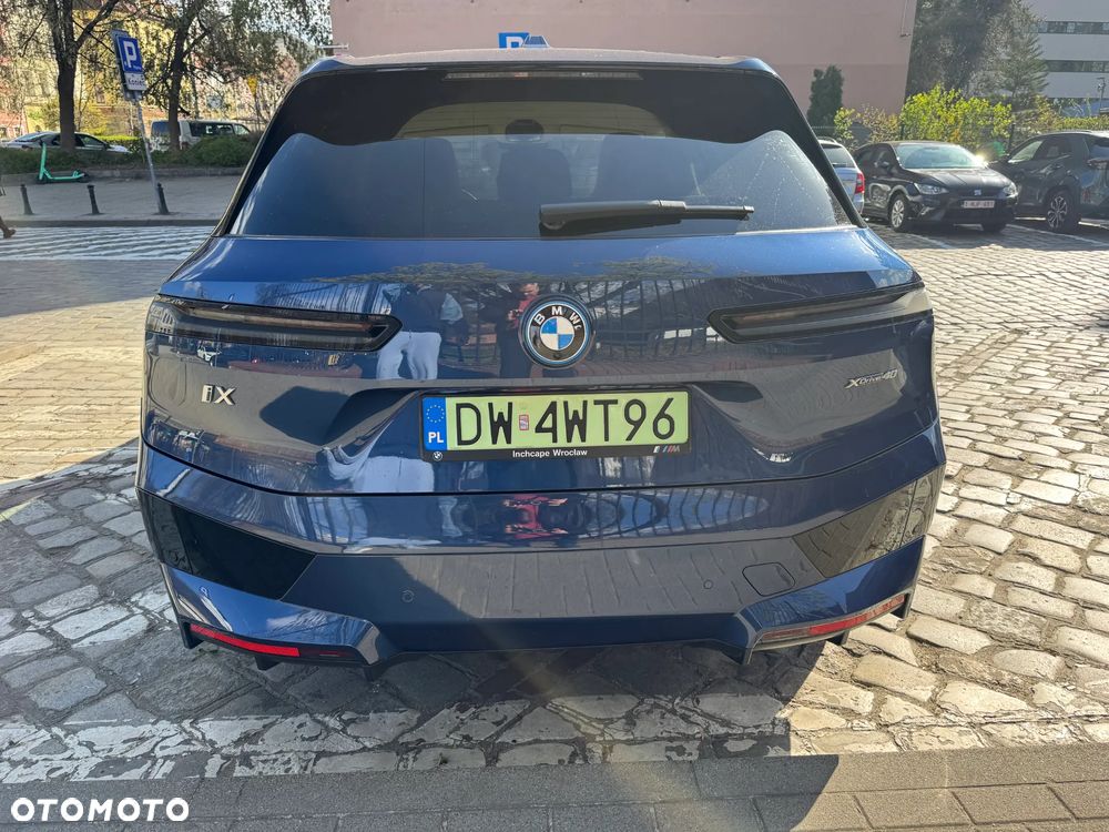 BMW iX xDrive40 76.6kWh - 9
