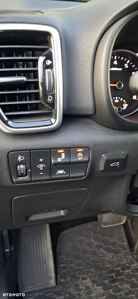 Kia Sportage 1.6 T-GDI Black Edition 2WD DCT - 12