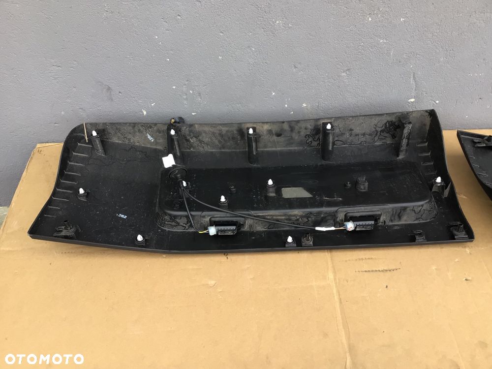 Listwa drzwi lewa prawa Ford Transit MK8 MK9 - 4