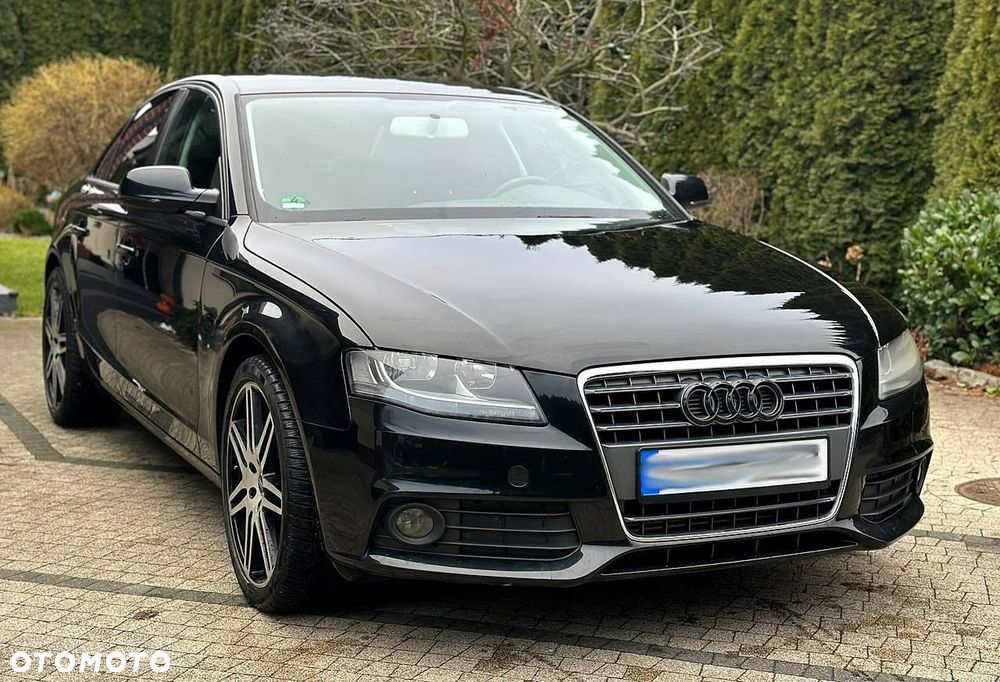 Audi A4 Limousine - 2