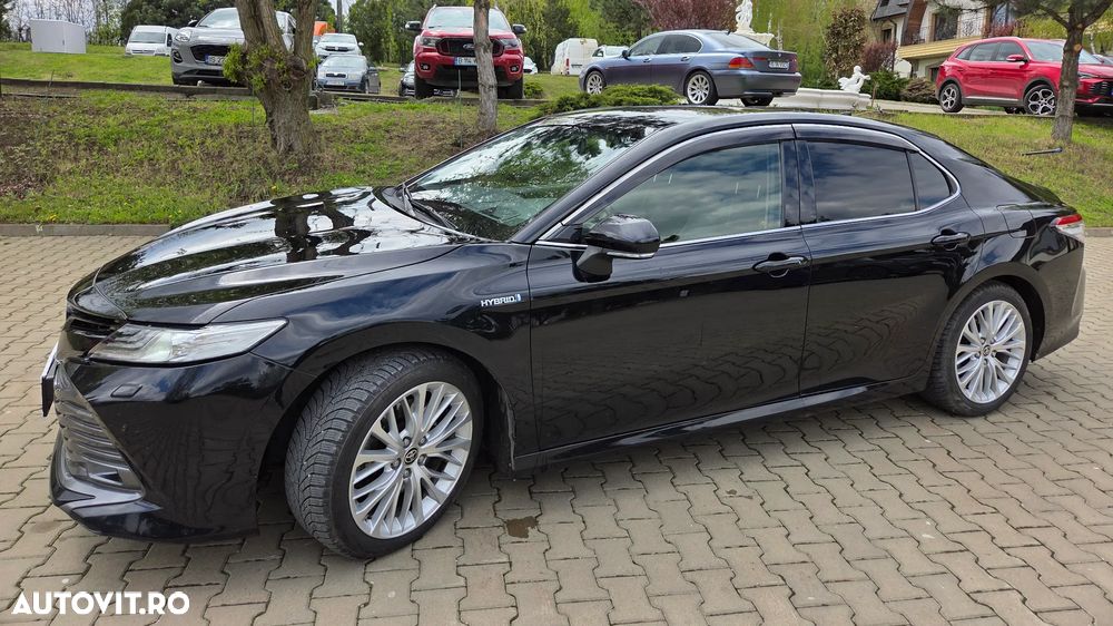 Toyota Camry 2.5 Exclusive - 2