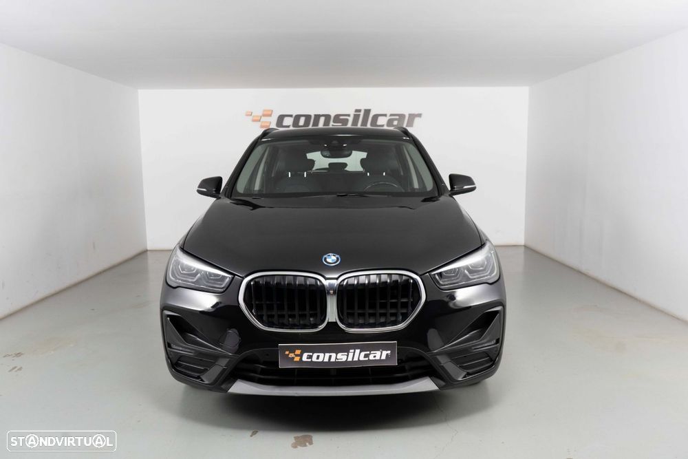 BMW X1 25 e xDrive Corporate Edition - 2