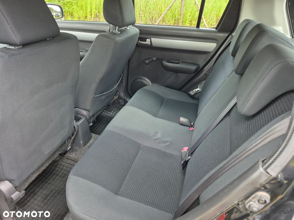 Suzuki Swift 1.3 Club - 24