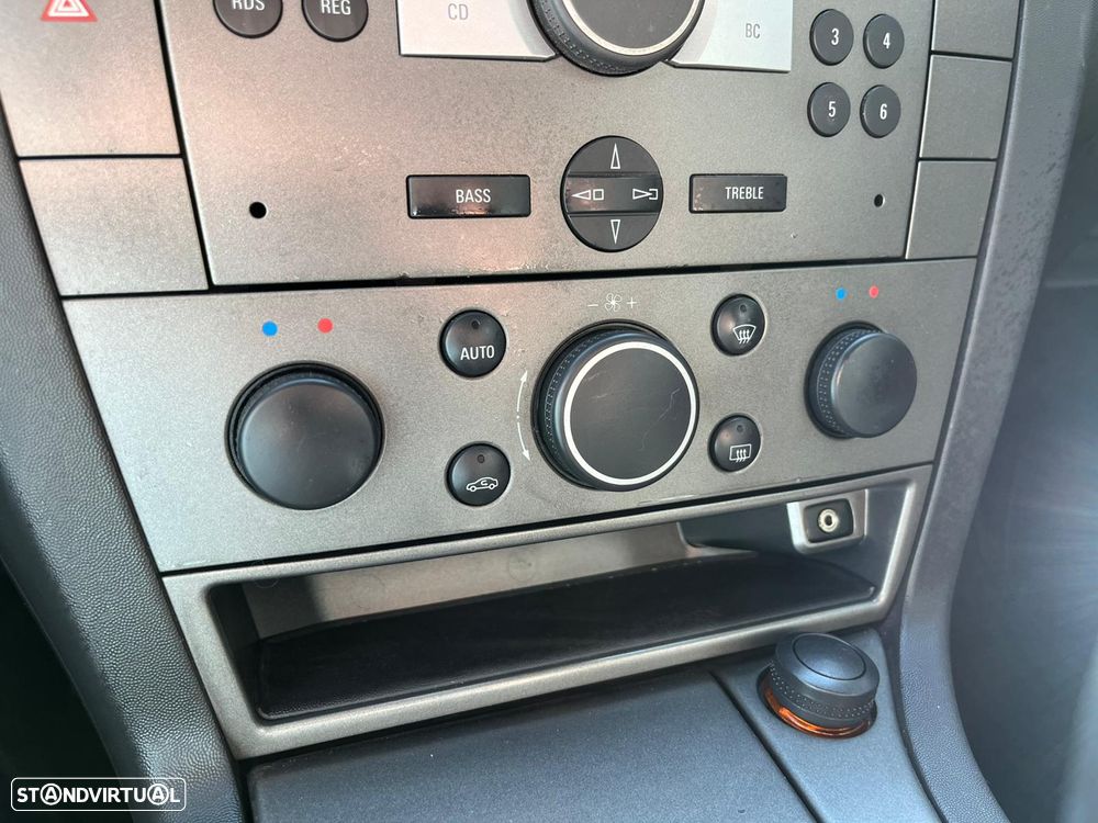 Opel Vectra 1.9 CDTI Executive - 17