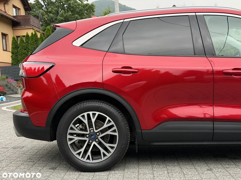 Ford Kuga 2.5 Duratec FHEV 4x4 TITANIUM X - 12