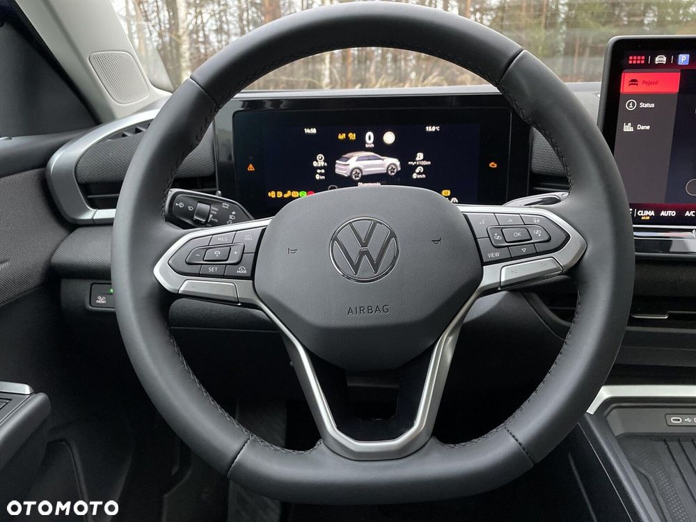 Volkswagen T-Roc - 12