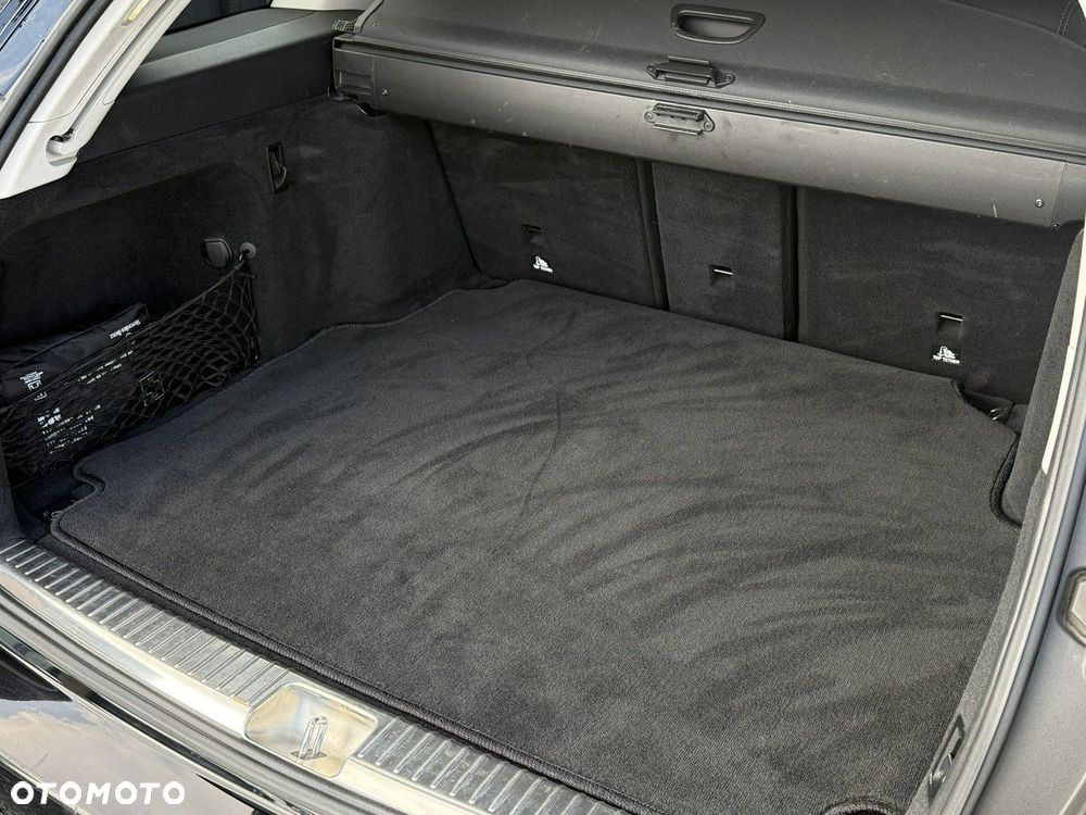 Mercedes-Benz Klasa C - 38