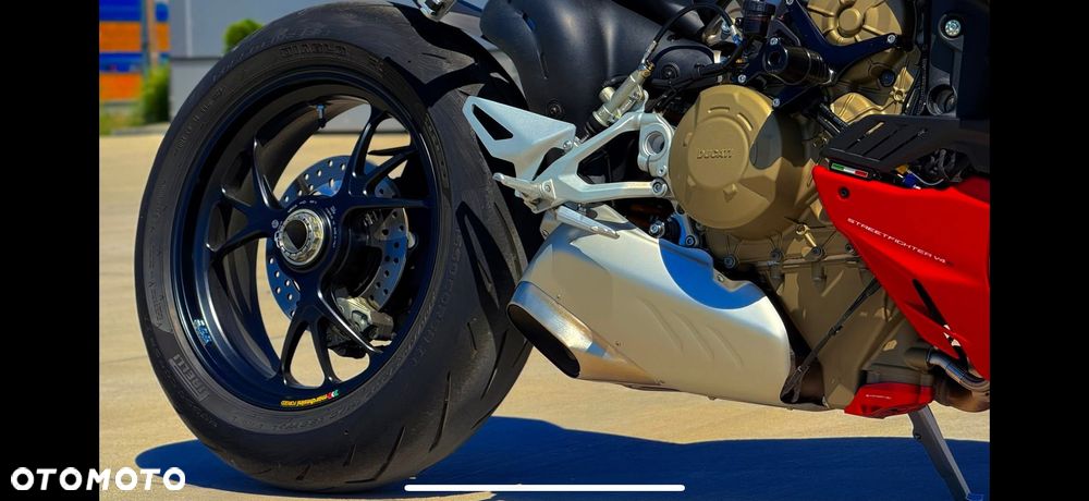 Ducati Streetfighter V4 - 5