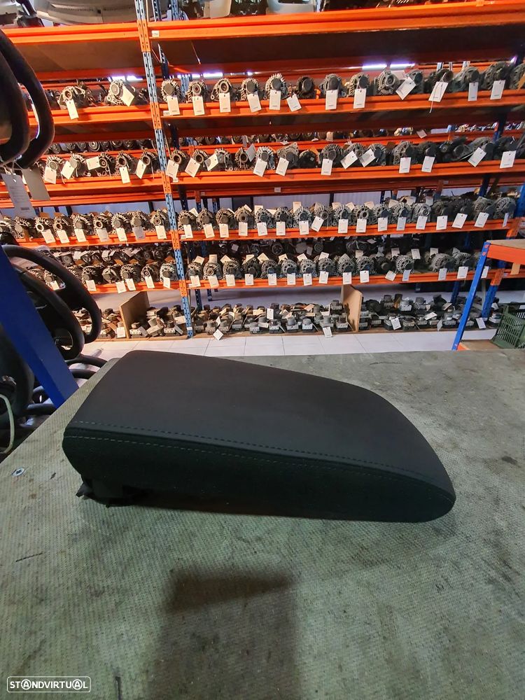 APOIO DE BRAÇO PEUGEOT 208 II / 9825563280 98233772ZD