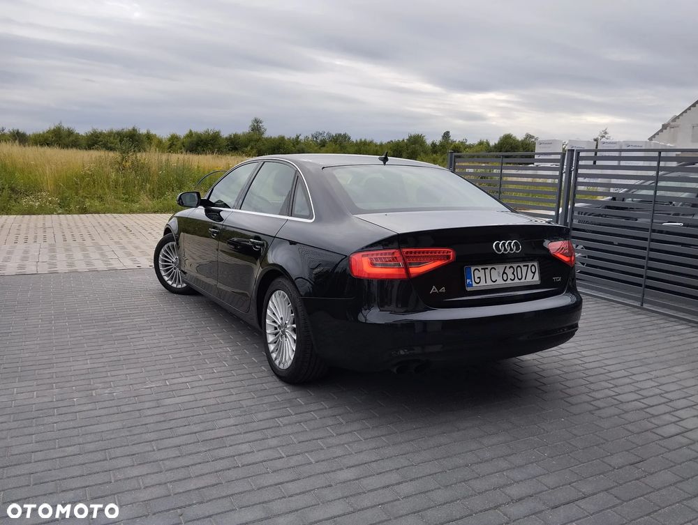 Audi A4 Limousine 2.0 TDI DPF S line Sportpaket - 4