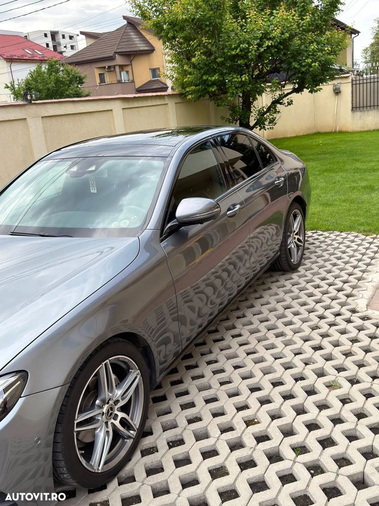 Mercedes-Benz E 220 d 9G-TRONIC - 9