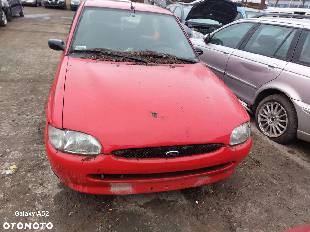 Maska FORD ESCORT 96R. zderzaki,drzwi,lampy,klapa.... - 1