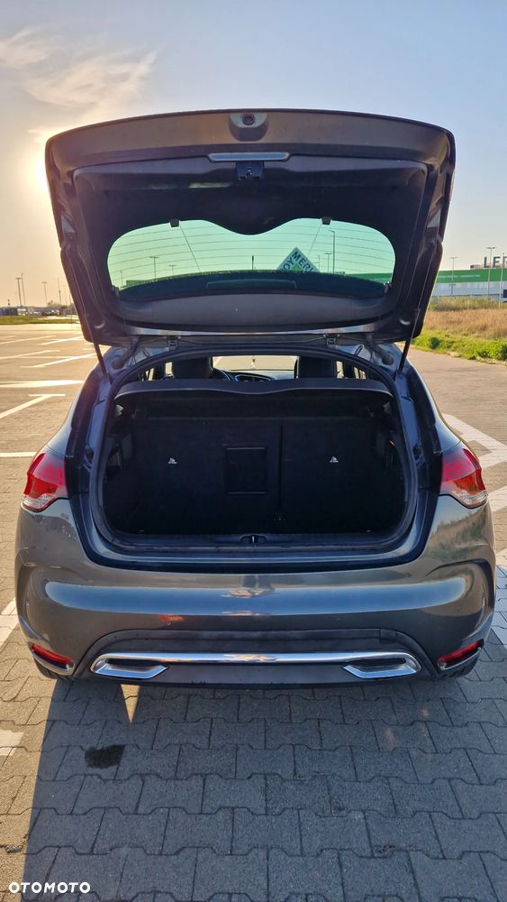 Citroën DS4 e-HDi 115 ETG6 SoChic - 12