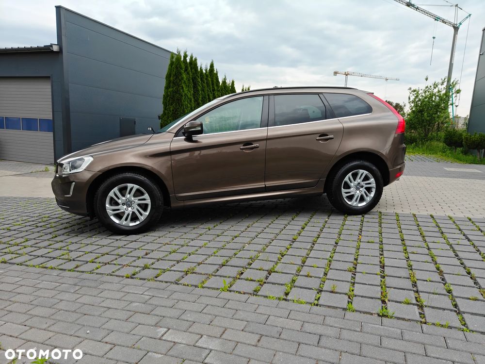Volvo XC 60 D3 Drive-E Momentum - 10