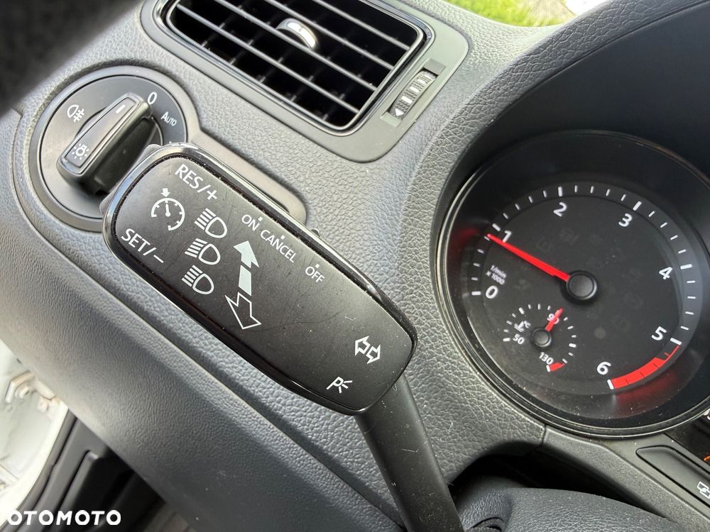 Volkswagen Polo - 23