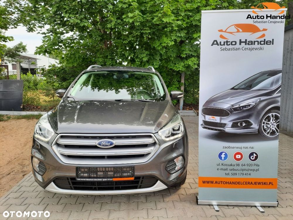 Ford Kuga 1.5 EcoBoost 2x4 Titanium - 4