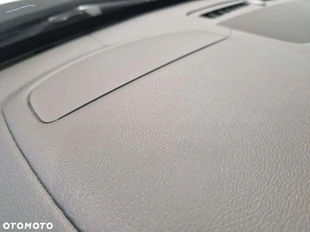 Volvo XC 90 D5 AWD Inscription 7os - 29