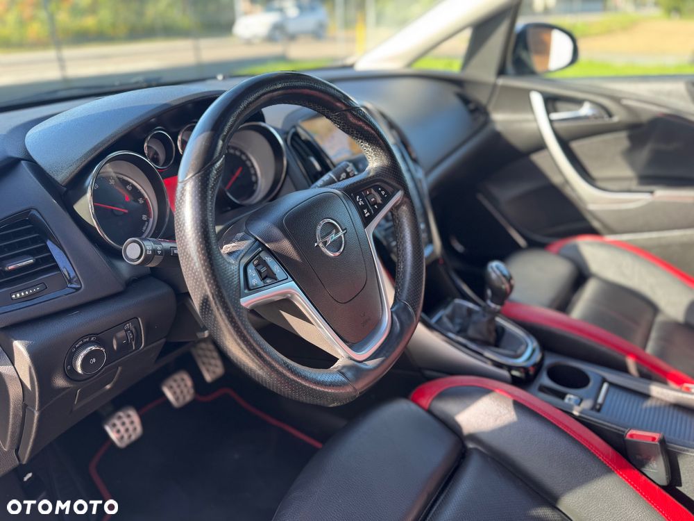Opel Astra 2.0 BiTurbo CDTI DPF ecoFLEX SportsTourer St - 33
