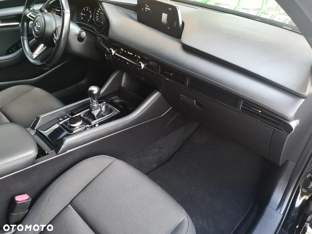 Mazda 3 SKYACTIV-D 1.8 - 13