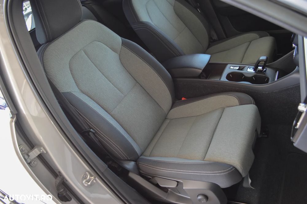 Volvo XC 40 T4 Recharge DKG Essential - 22