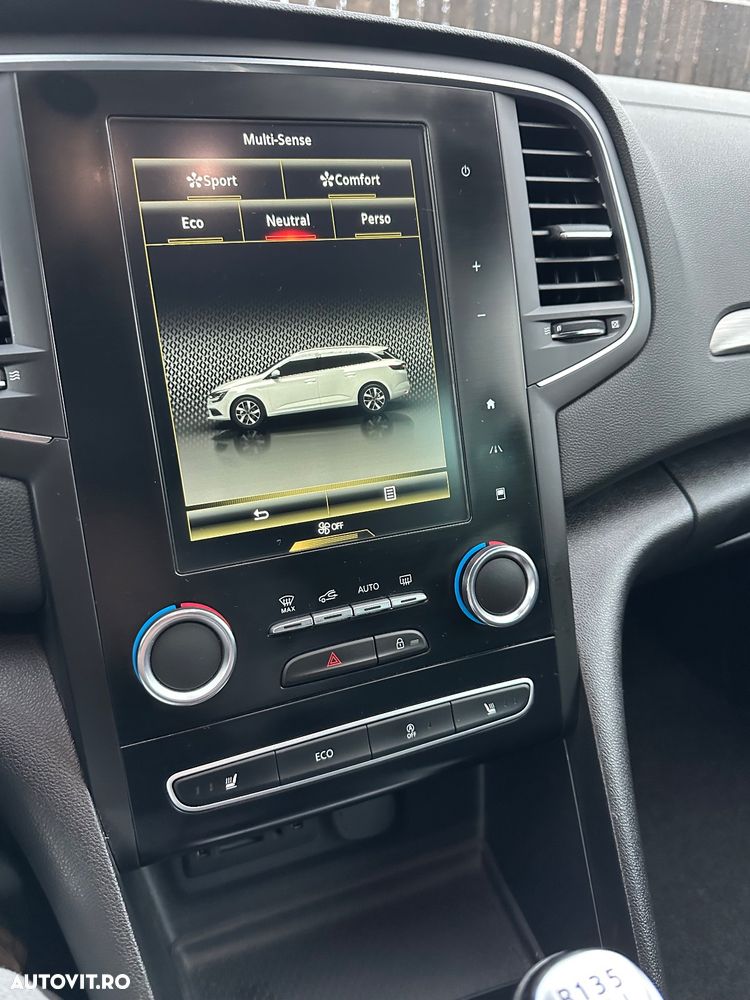 Renault Megane ENERGY dCi 130 BOSE EDITION - 31