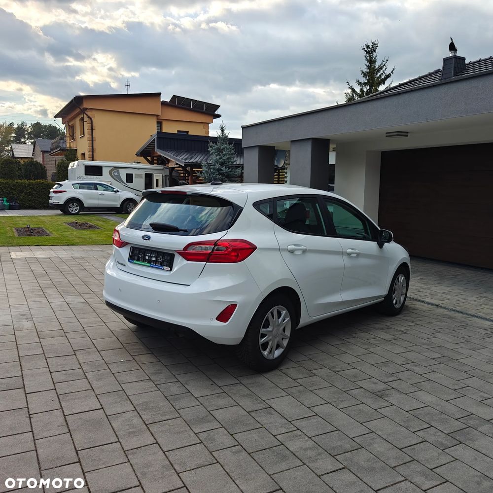 Ford Fiesta - 10
