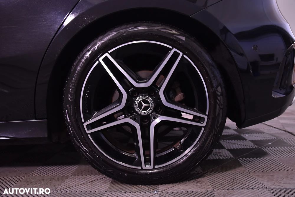 Mercedes-Benz A 180 7G-DCT AMG Line - 13