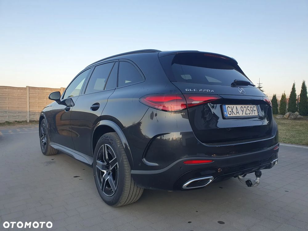 Mercedes-Benz GLC ver-220-d-4matic-9g--tronic-edition-amg-line - 7
