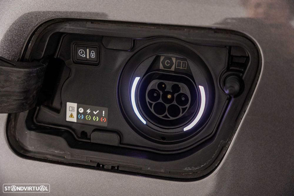 Peugeot 3008 1.6 Hybrid Allure Pack e-EAT8 - 17