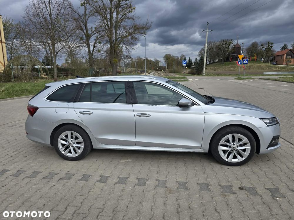 Skoda Octavia 2.0 TDI Style DSG - 10