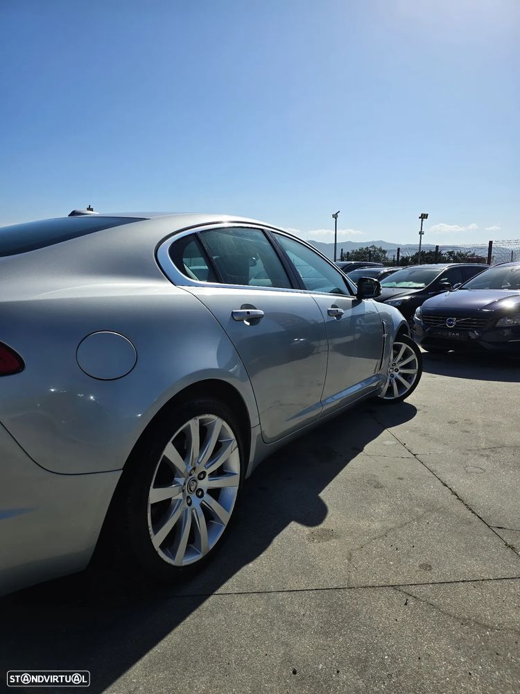 Jaguar XF 3.0 D V6 S Premium Luxury - 36