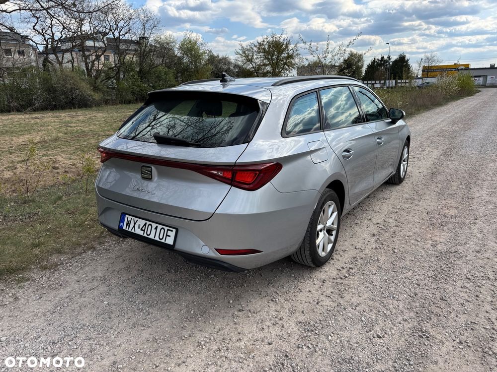 Seat Leon 1.0 eTSI OPF DSG Style - 4