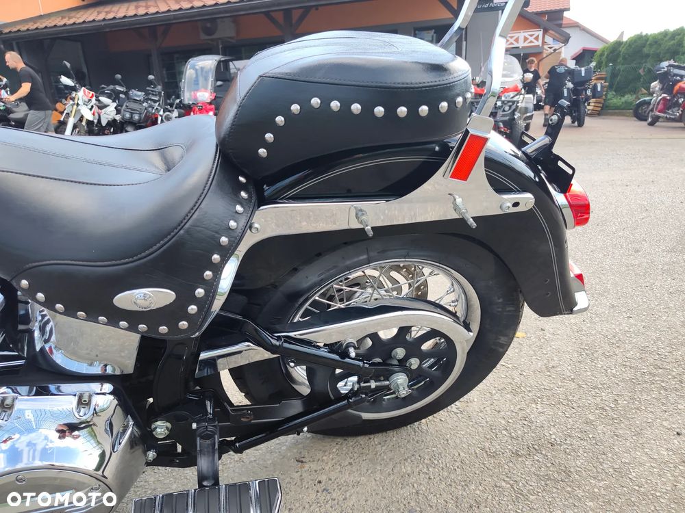 Harley-Davidson Softail Heritage Classic - 40